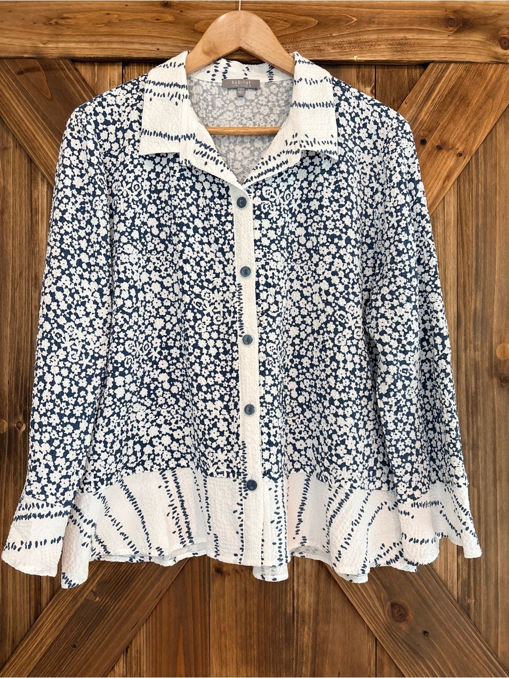 Habitat Navy and White Coastal Floral Long Sleeve Button Shirt. Size Large - Picture 3 of 12